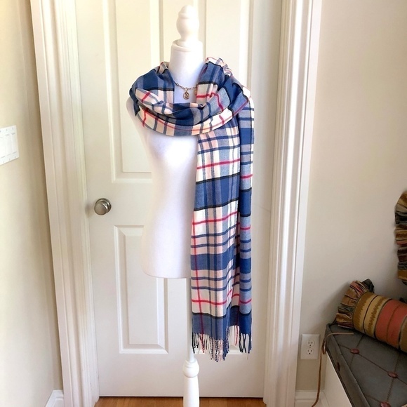Lord & Taylor Plaid Scarf Red White & Blue Fringe - Picture 2 of 8